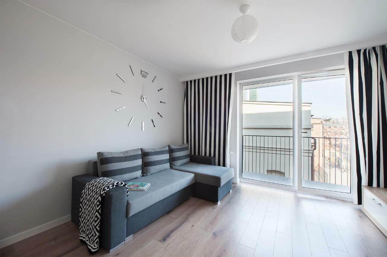 Rabarbar Tobaco Apartment Лодз Екстериор снимка